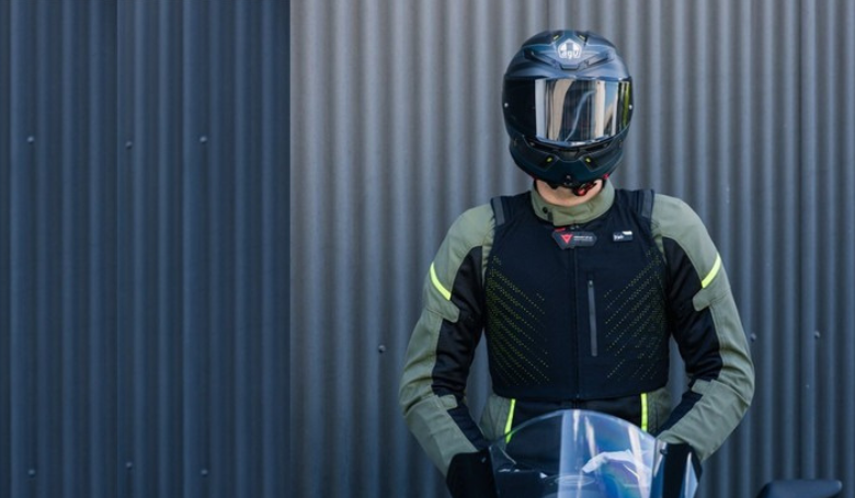 最新のエアバッグシステムを搭載